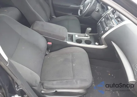 2015 Nissan Altima 2.5 S from USA, damaged, VIN 1N4AL3AP3FN306166